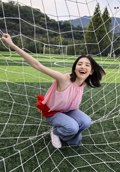 Photos taken by HUAWEI nova 13 Pro, demonstrating adjustable aperture
